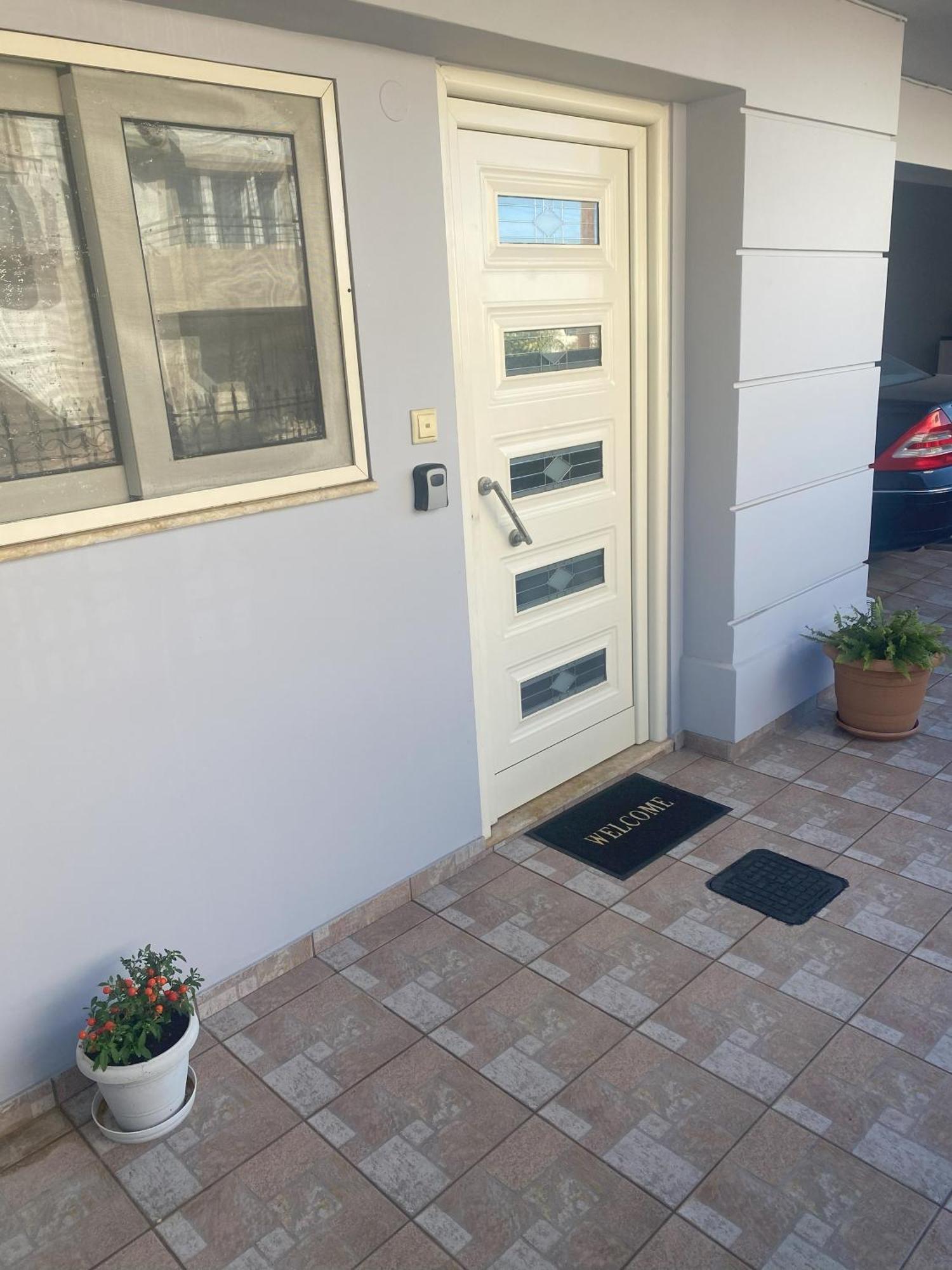 New Unique Apartment In Heraklion Esterno foto